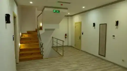 Atrium - 3