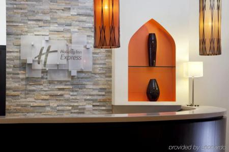 Holiday Inn Express Dubai Safa Park, an IHG - 21
