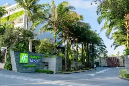 Holiday Inn Phuket Beach - 1