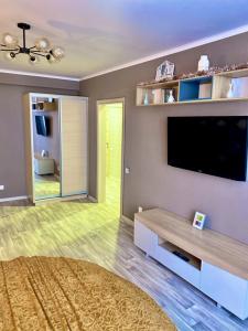 Курчатова 12 - 20