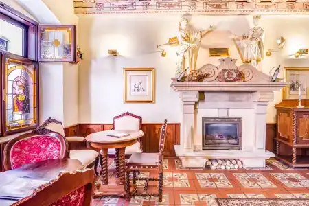 The King Charles - 7