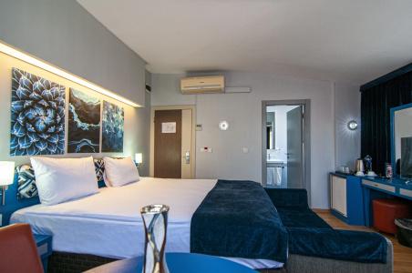 Lapis Inn & Spa ( Ex. Ambassador) - 28