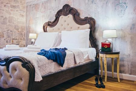 Plaza Marchi Old Town - Mag Quaint & Elegant Boutiques - 86