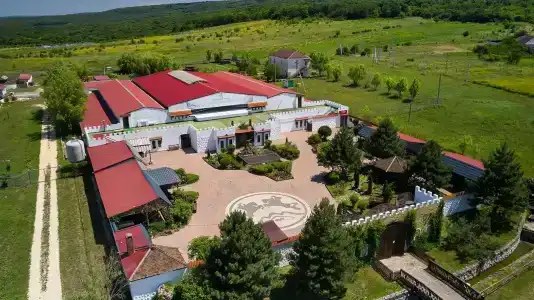 Черкесский аул - 1