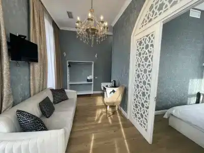 Rikhe Palace Boutique - 93