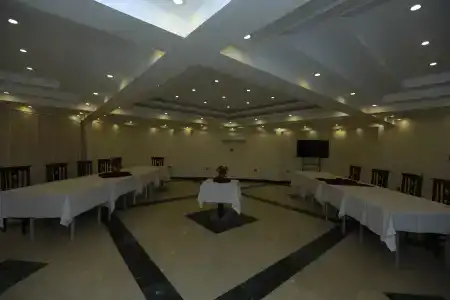 Monte Cairo Serviced - 13