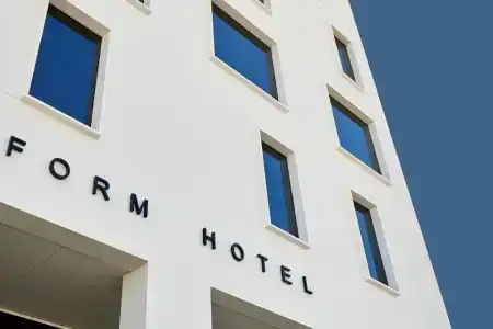 Form Dubai, a Member Of Designs - 1