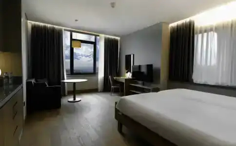 Radisson Harbiye - 78