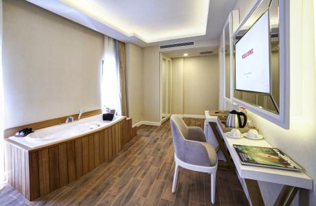 Great Fortune Design & Spa - 13