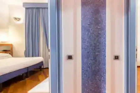 Best Western Plaza - 10