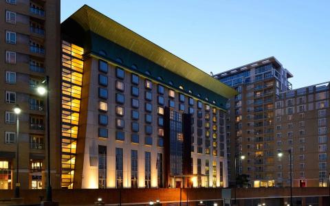 Canary Riverside Plaza - 29