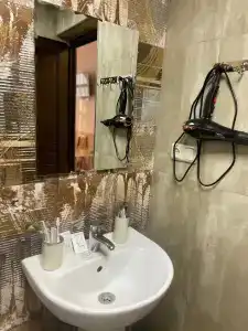 For Family & Friends Guesthouse - 100