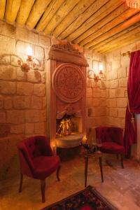 Solo Cave Suites - 128