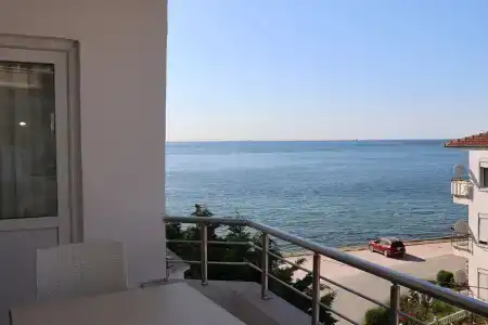 Grand Koru Beach - 94