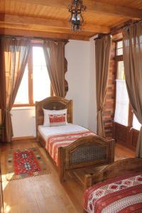 Garni HinYard - 53