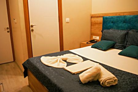 Destinia Pera Suites - 11