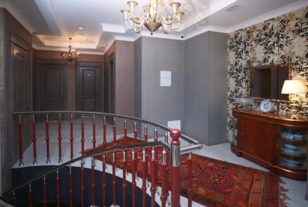 West Inn - 46
