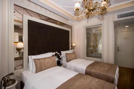 Istanbul Town - 31