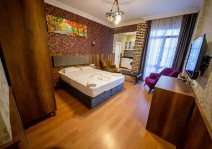 Royal Garden Suite - 54