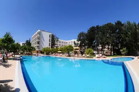 Pia Bella - 2