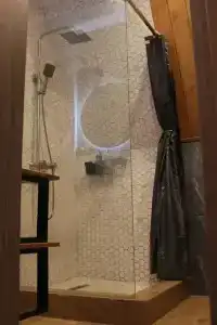 Gravity Home - 19