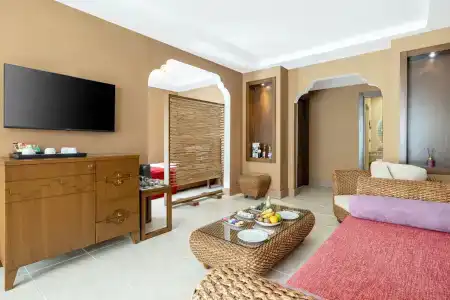 Spice & Spa - 169