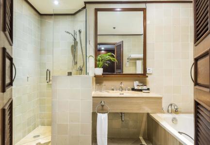 Chatrium Royal Lake Yangon - 164