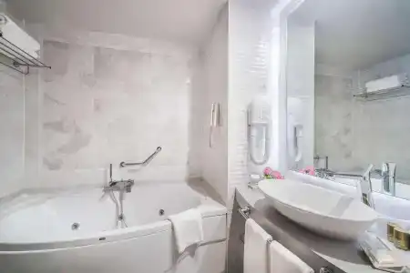 Concorde Luxury Resort & Casino & Convention & Spa - 13