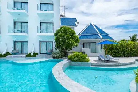 Naklua Beach Resort - 3