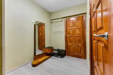 Рядом со станцией метро Аэропорт - 1