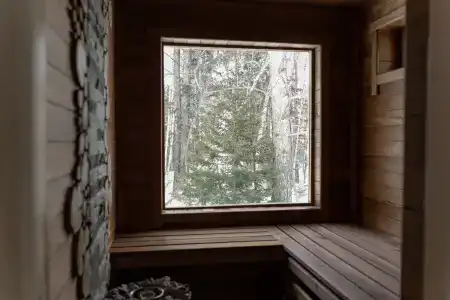 4 луны - 6
