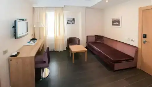 Astoria - 31