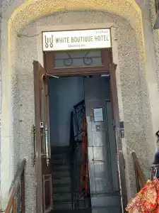 White Boutique Baku - 12