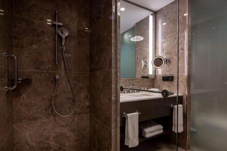 Centro Westside by Rotana - 10