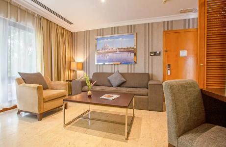 Dubai Marine Beach Resort & Spa - 67