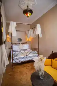 Riad Ta'achchaqa - 39