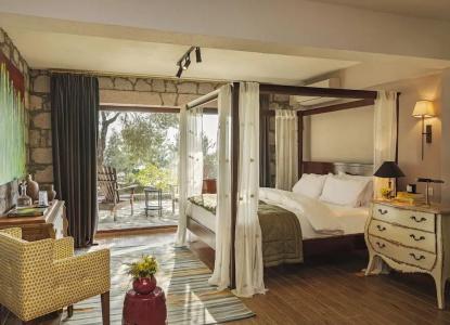 Simurg Inn - 33