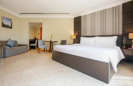 Dubai Marine Beach Resort & Spa - 57