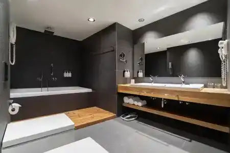 Holiday Inn Тбилиси - 19