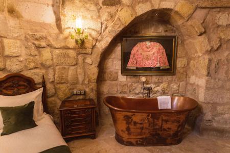 Solo Cave Suites - 6