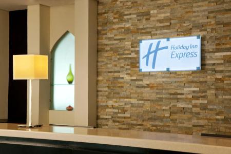 Holiday Inn Express Dubai Internet City, an IHG - 16