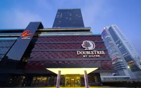 DoubleTree by Hilton Минск - 10