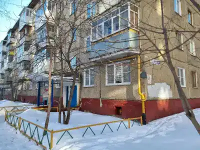 Квартира 2-х комнатная Гагарина 7 линия 8 - 11