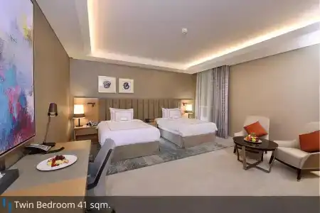 Grand Cosmopolitan - 22