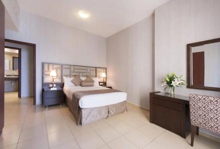 Suha Jbr - 19