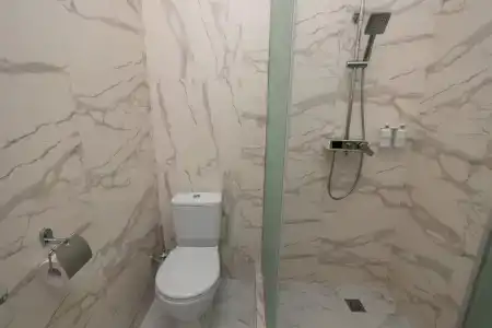 Hillside Guest House - 10