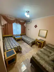 Eleni - 36