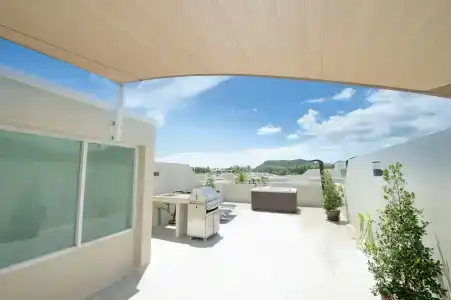 Oriental Beach Pearl - 26