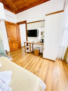 Qonaq & Suites - 29