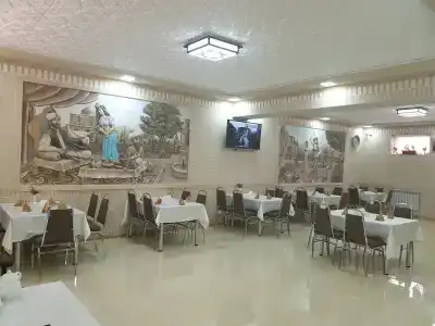 Sharq Plaza - 2